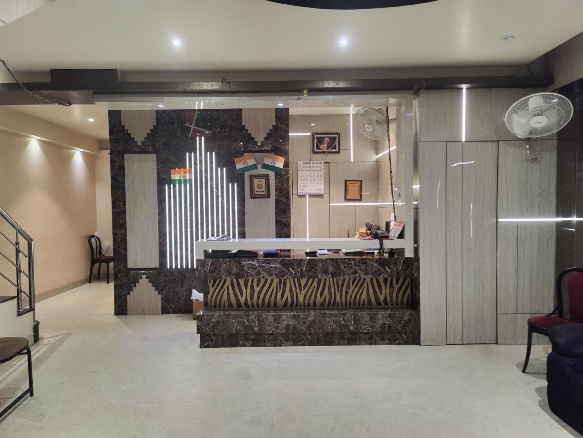 Hotel Sanjay Galaxy,Kanpur Eksteriør billede