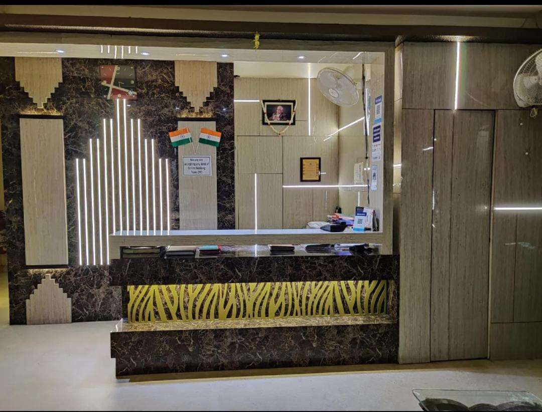 Hotel Sanjay Galaxy,Kanpur Eksteriør billede